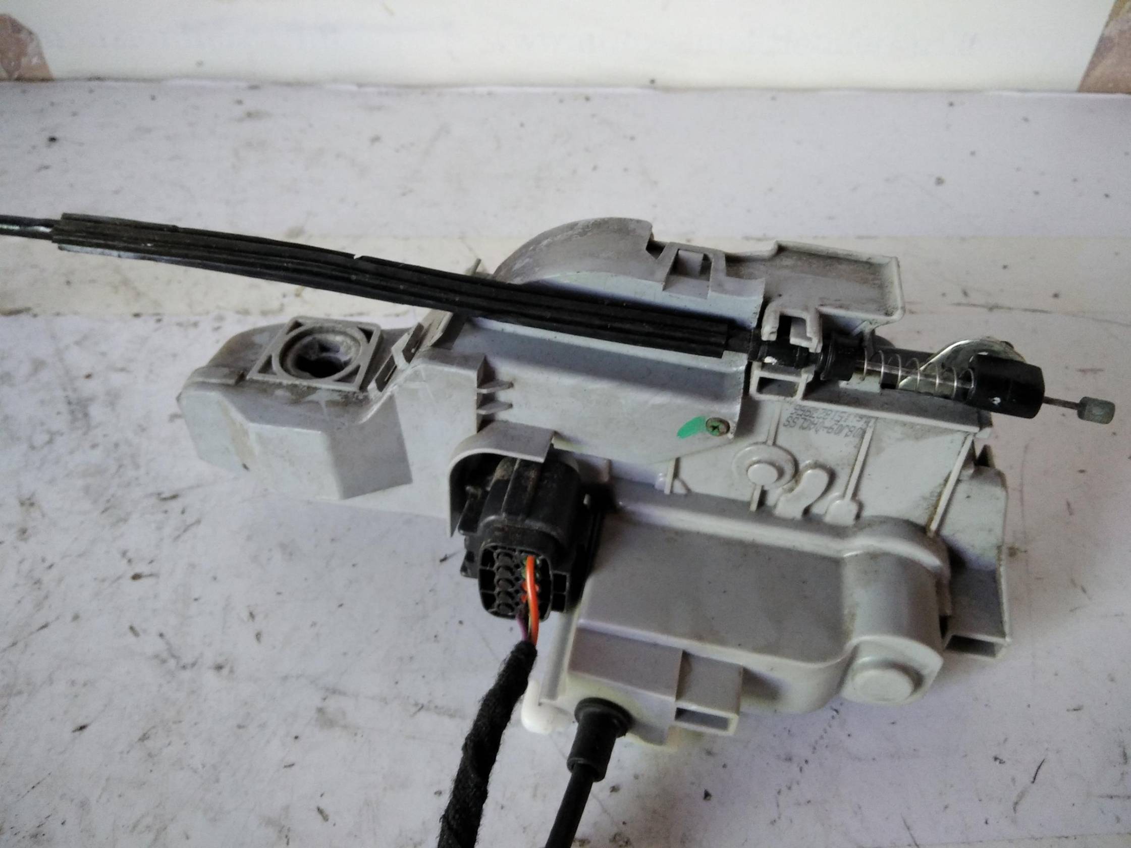 Serratura porta ant. sx.